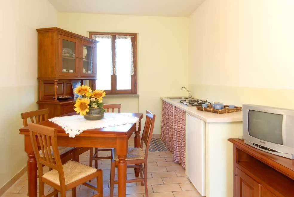 בית הארחה Apecchio 	Relais Valguerriera מראה חיצוני תמונה